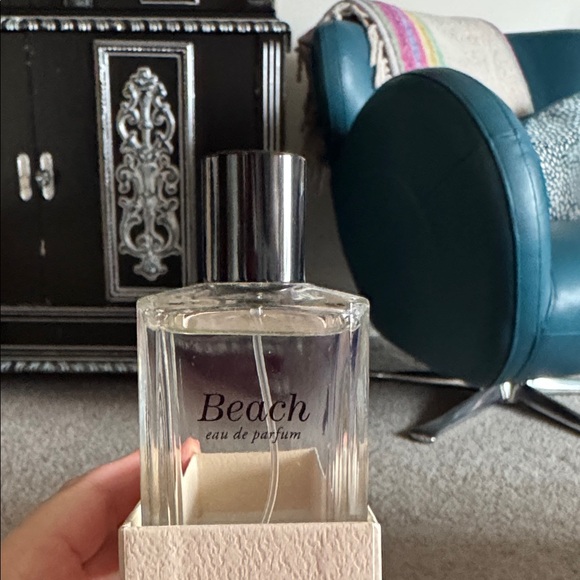 Bobbi Brown Beach Eau de Parfum - NIB 1.7oz - Picture 3 of 4